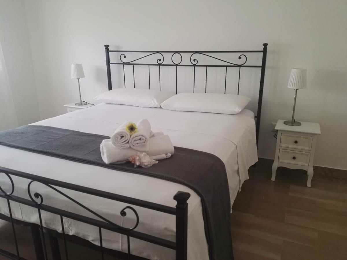 Casa Da Ilaria Hotel Sottomarina Eksteriør billede