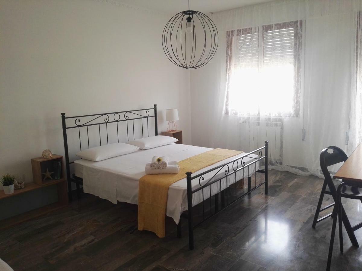 Casa Da Ilaria Hotel Sottomarina Eksteriør billede