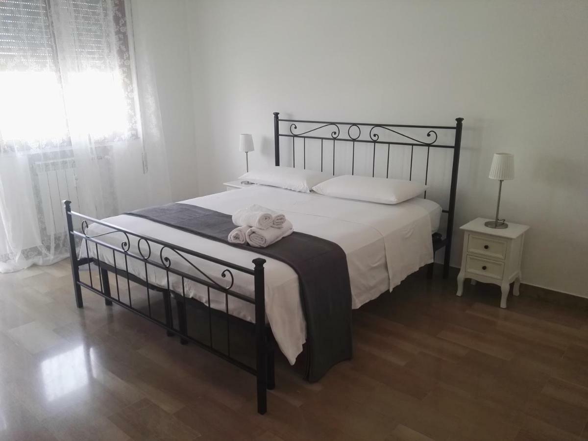 Casa Da Ilaria Hotel Sottomarina Eksteriør billede