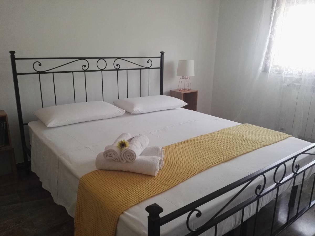 Casa Da Ilaria Hotel Sottomarina Eksteriør billede