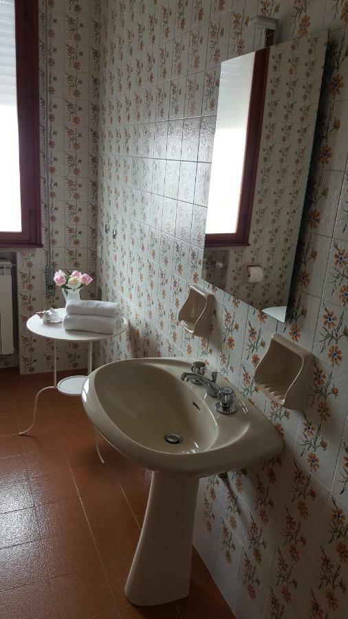 Casa Da Ilaria Hotel Sottomarina Eksteriør billede